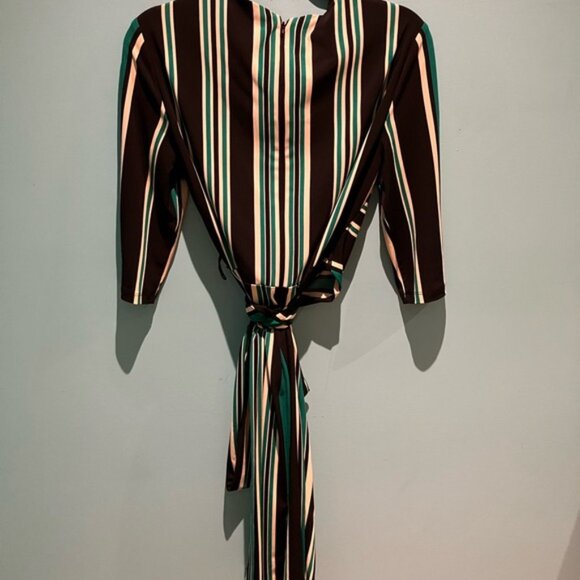Striped Wrap dress - Picture 6 of 11